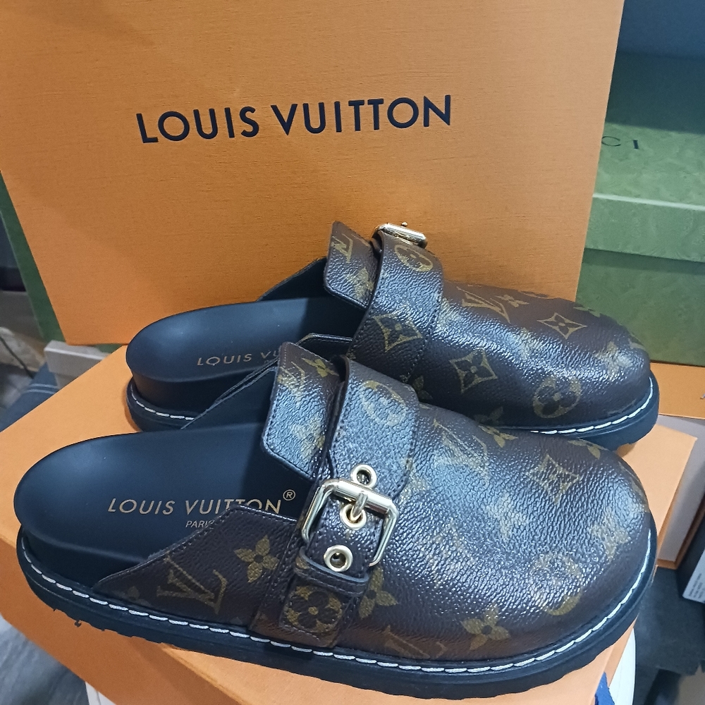Louis Vuitton Cozy Comfort Clogs